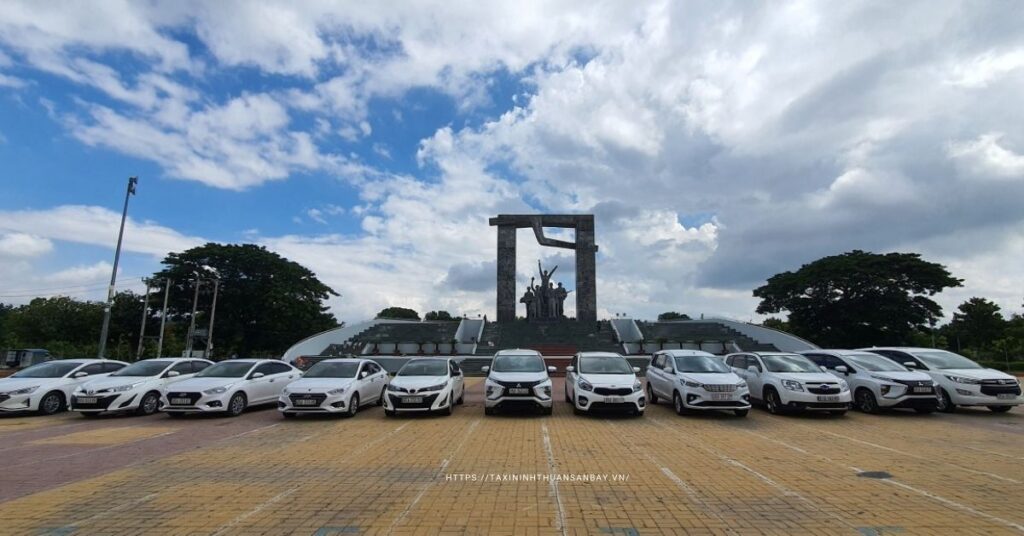 Là một hãng mới trên địa bàn tỉnh Ninh Thuận, Grab Taxi đã nhanh chóng được người dân chào đón nhờ tính tiện lợi và giá cả phải chăng